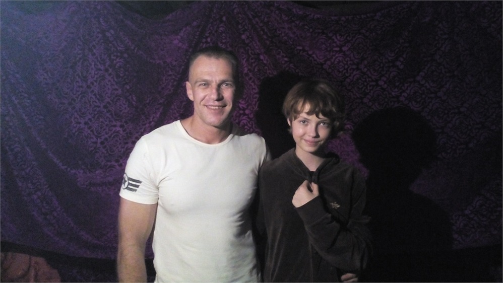 Забронируйте место на премьере фильма в онлайн-кинотеатре # 600